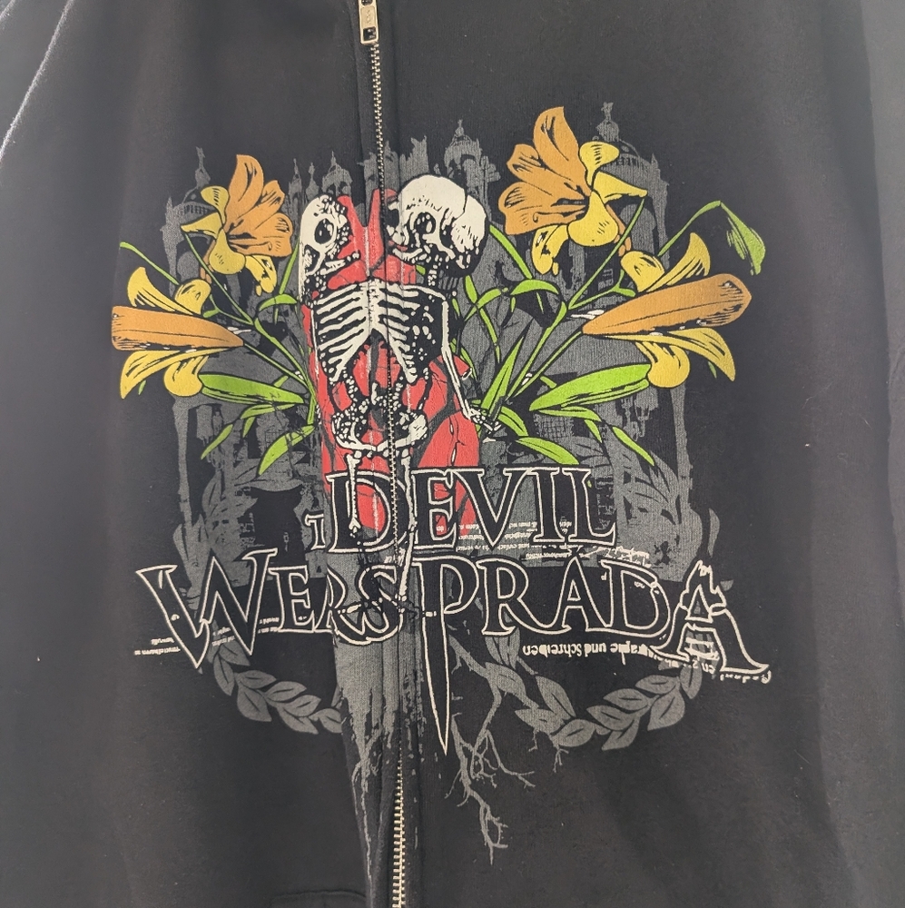 The Devil Wears Prada 2XL Hoodie